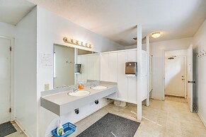 Stylish Durham Townhome < 5 Mi to Downtown!