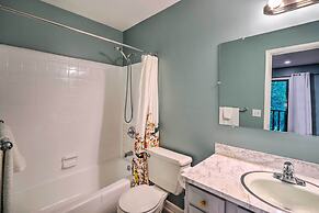 Stylish Durham Townhome < 5 Mi to Downtown!