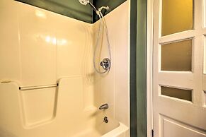 Historic Farmhouse w/ Chef's Kitchen Near Wineries