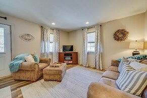 Secluded Tuskahoma Retreat w/ Deck & Views!