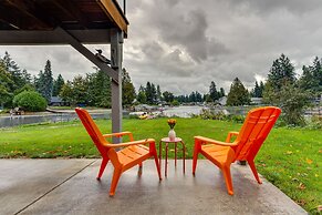 Spacious Apartment on Lake Sawyer w/ Fireplace!