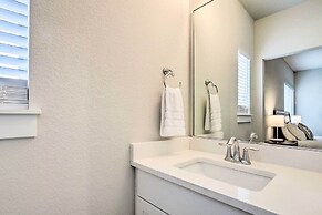 Gorgeous Georgetown Home, Walk to the Square!