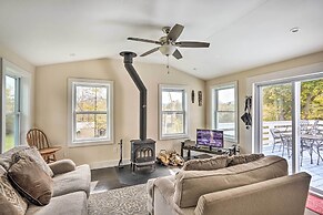 Jewett Gem w/ Charcoal Grill & Mountain Views