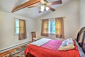 Jewett Gem w/ Charcoal Grill & Mountain Views