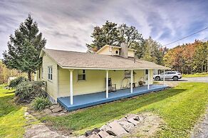 Jewett Gem w/ Charcoal Grill & Mountain Views