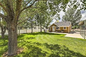 Cozy Farmhouse-style Cottage by Mighty 5 Ntl Parks