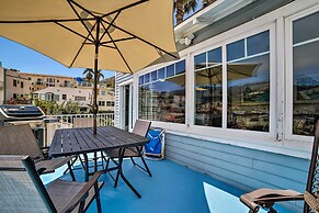 Ocean-view Home - Walk to Avalon City Center!