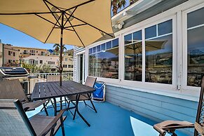 Ocean-view Home - Walk to Avalon City Center!