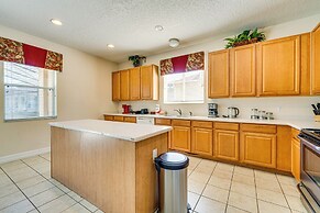 Lanai & Game Room: Vacation Home in Davenport!