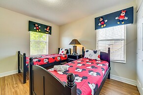 Lanai & Game Room: Vacation Home in Davenport!