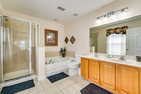 Lanai & Game Room: Vacation Home in Davenport!