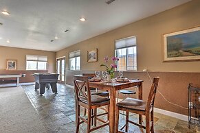 Black Hawk Lower-level Unit With Game Area!