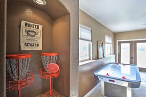 Black Hawk Lower-level Unit With Game Area!