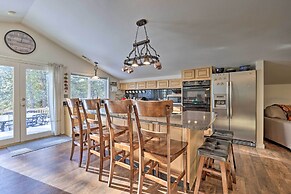 Private Cascade Cabin With Hot Tub & Fire Pit!