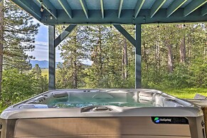 Private Cascade Cabin With Hot Tub & Fire Pit!