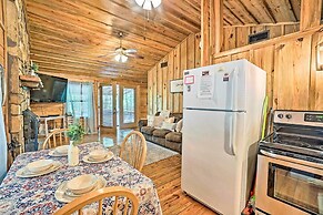 Cozy Broken Bow Cabin w/ Hot Tub & 2 Porches!