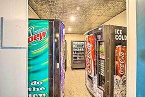 3 Mi to Sugar Mountain Resort: Condo w/ Balcony!