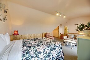 Sanderling Sea Cottages, Unit 1 With Deck!