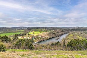 Rustic Norfork Studio w/ Million Dollar View!