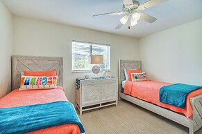 Family-friendly Cape Coral Paradise w/ Pool!