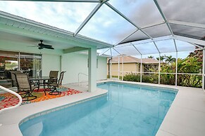 Family-friendly Cape Coral Paradise w/ Pool!