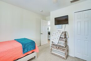 Family-friendly Cape Coral Paradise w/ Pool!