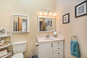 3 Mi to Attitash Resort: Condo w/ Mtn Views!