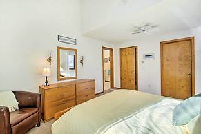 3 Mi to Attitash Resort: Condo w/ Mtn Views!