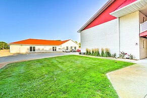 Cozy Pigeon Condo, Near Lake Huron Beaches!