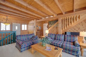 Waterfront Nelson Lake Cabin w/ Boat Dock!