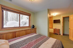 Waterfront Nelson Lake Cabin w/ Boat Dock!