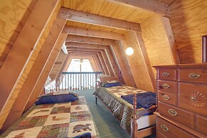 Waterfront Nelson Lake Cabin w/ Boat Dock!