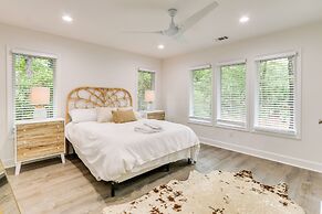 Golf, Dine & Swim: Sleek Palmetto Dunes Home!