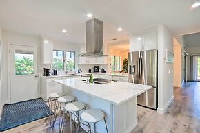 Golf, Dine & Swim: Sleek Palmetto Dunes Home!