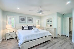 Golf, Dine & Swim: Sleek Palmetto Dunes Home!