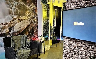 Exotic Jacuzzi Apartment With Balcony & Parking