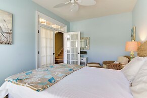 Shuttle to Beach: Ocean View Home w/ Patio
