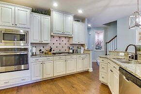 Shuttle to Beach: Ocean View Home w/ Patio