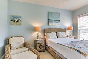 Shuttle to Beach: Ocean View Home w/ Patio