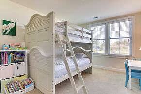 Shuttle to Beach: Ocean View Home w/ Patio