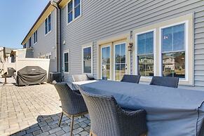 Shuttle to Beach: Ocean View Home w/ Patio