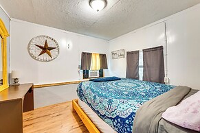 'cabana Luna' Cabin w/ Deck, Swing & Fire Pit!