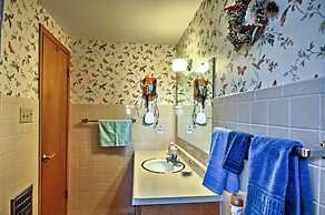 South Fork Log Cabin w/ Beautiful Mountain Views!