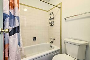 Grand Lake Condo w/ Mountain Views: Walk to Lake!