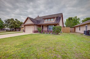 Pet-friendly Texas Retreat w/ Fenced-in Yard!