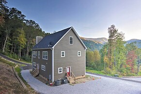 Mountain View, Fire Pit: Roomy Blue Ridge Home!