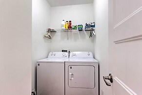 Mountain View, Fire Pit: Roomy Blue Ridge Home!