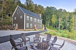 Mountain View, Fire Pit: Roomy Blue Ridge Home!