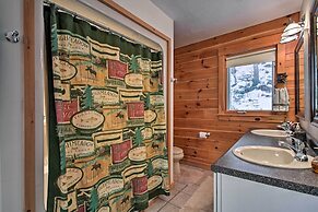 Spacious Gilford Retreat w/ Deck: 2 Mi to Skiing!