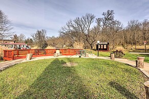 Peaceful Mt Sterling Cabin: Deck & Fire Pit!